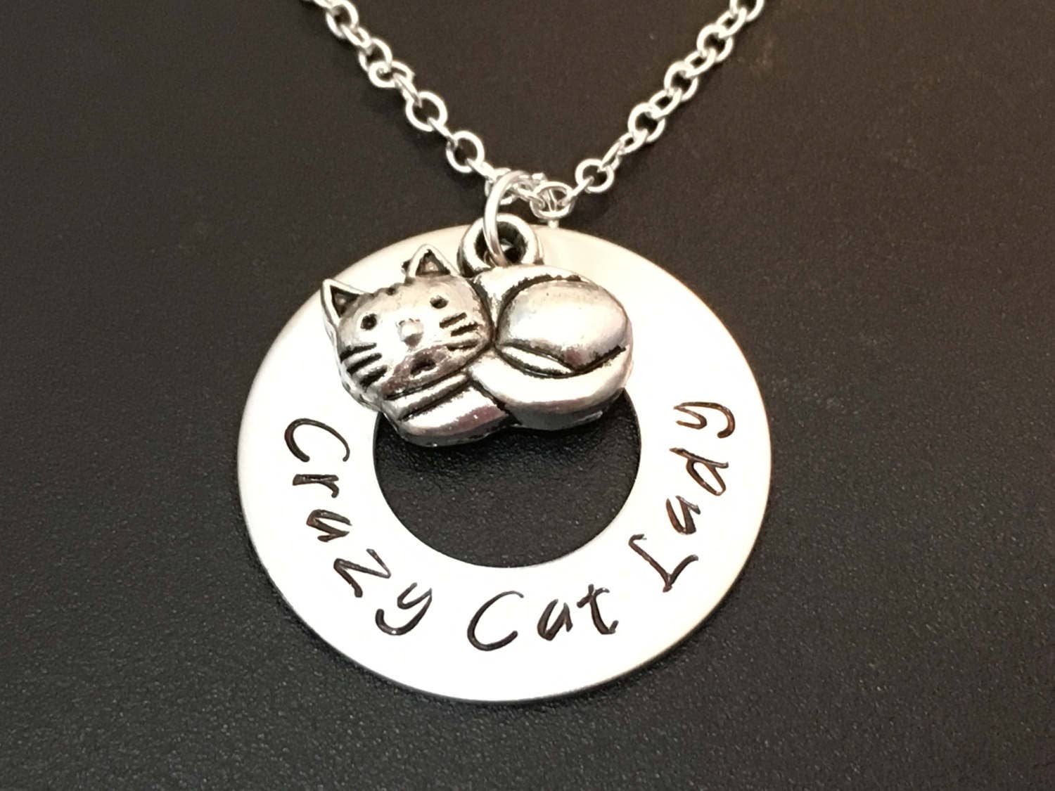 Verrückte Katze Dame - Nehmen Haustier Tierrettung Adoption Kitty Handgestempelt Schmuck Geburtstagsgeschenk Liebe Katzen von Ashijewelers
