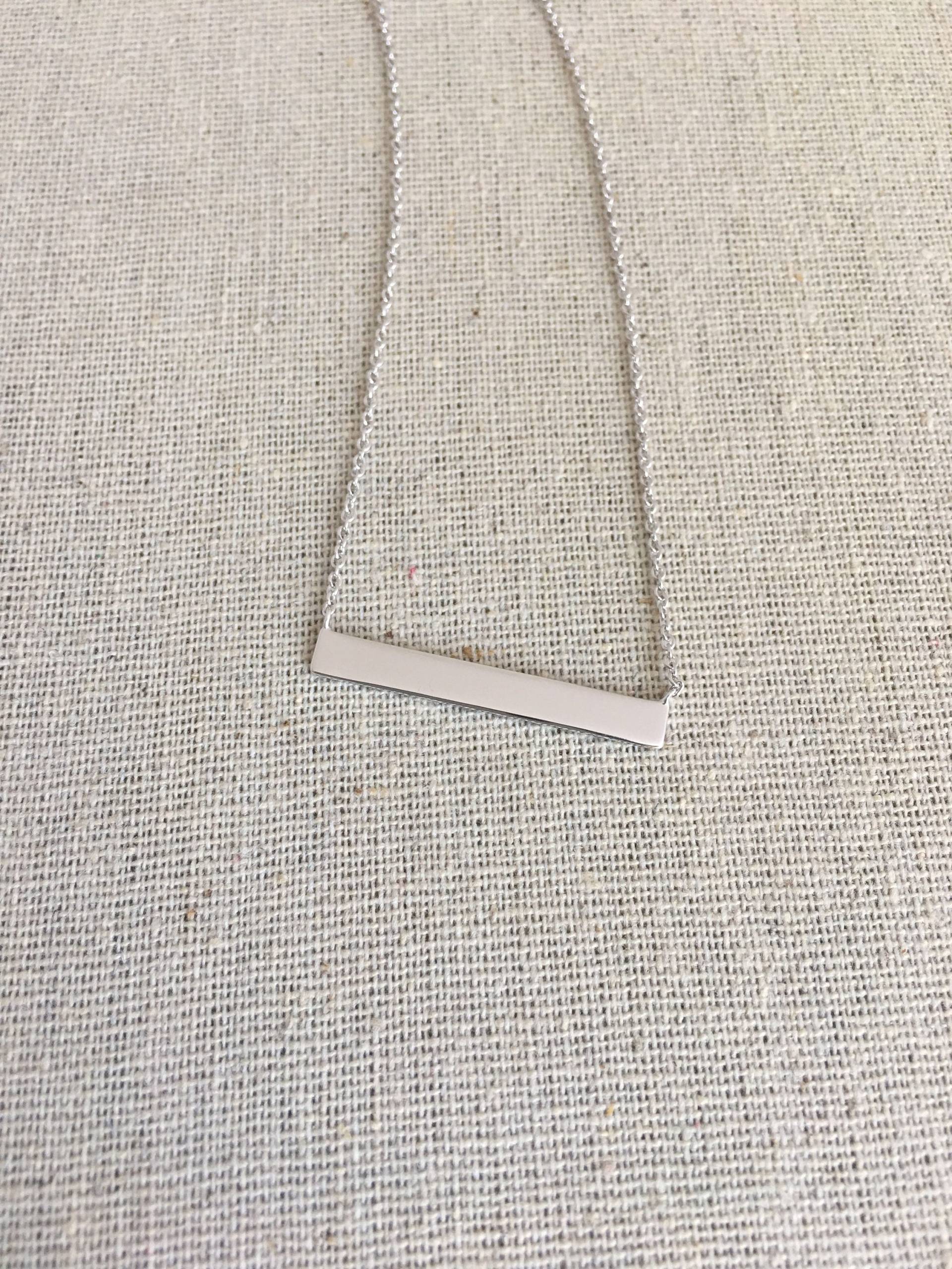 Name-Bar-Kette in Silber Halskette Name-Bar-Kette in Silber Halskette von AshleyKDesigns