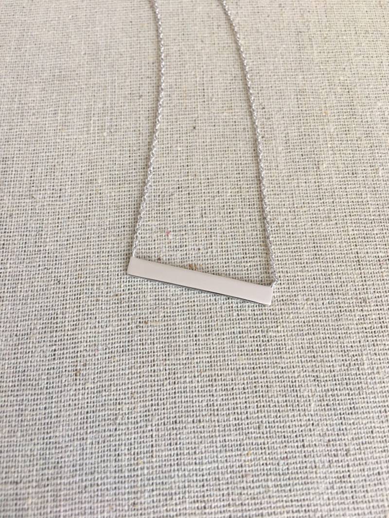 Name-Bar-Kette in Silber Halskette Name-Bar-Kette in Silber Halskette von AshleyKDesigns