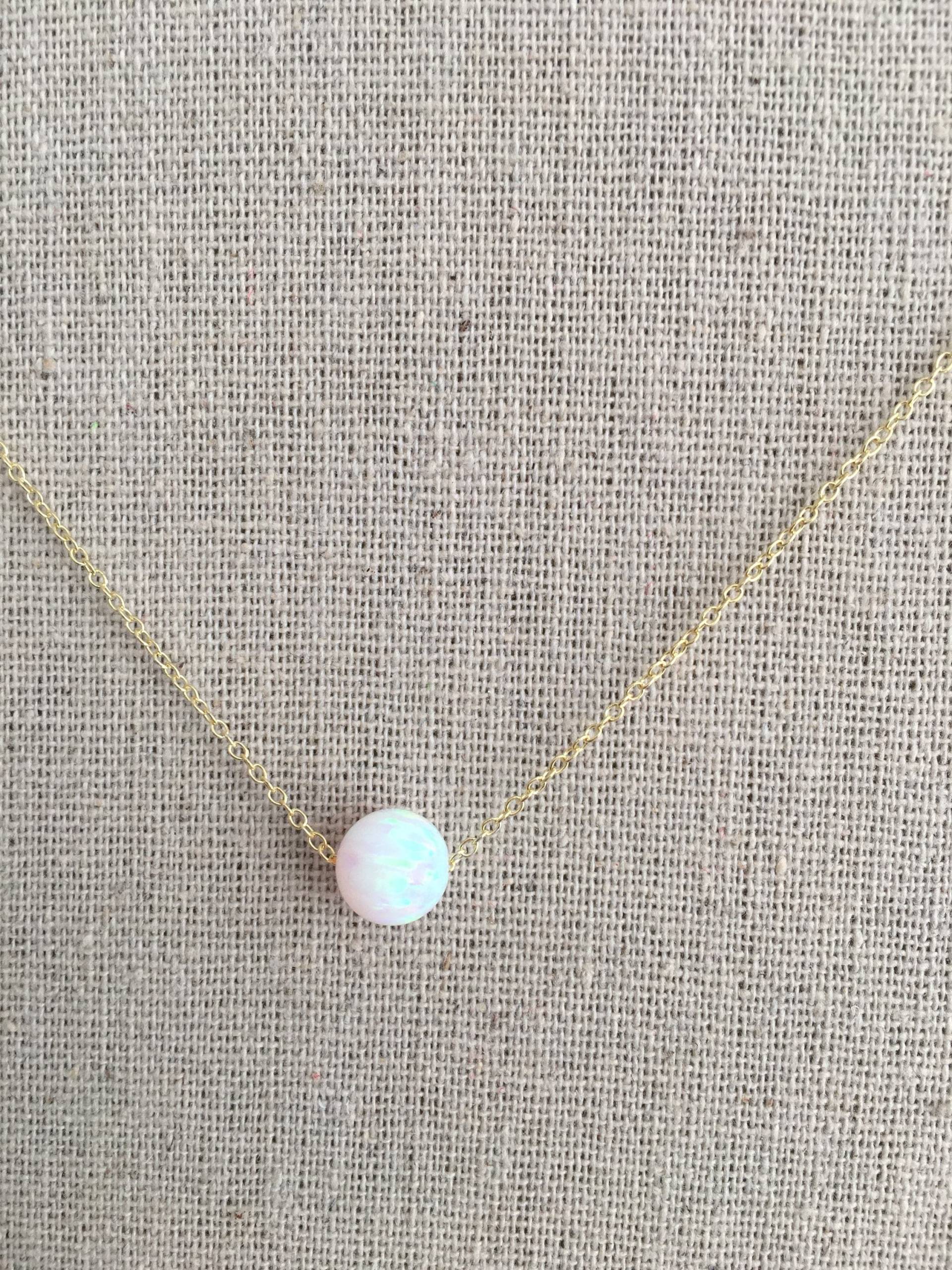 Opal Halskette Aus Silber Und Gelbgold Vergoldet Modern Chic Minimalist Verstellbare Längen in 16 Bis 18" Kette Opal Halskette Aus Silber Und Gelbgold Vergoldet Modern Chic Minimalist Verstellbare Längen in 16 Bis 18" Kette von AshleyKDesigns