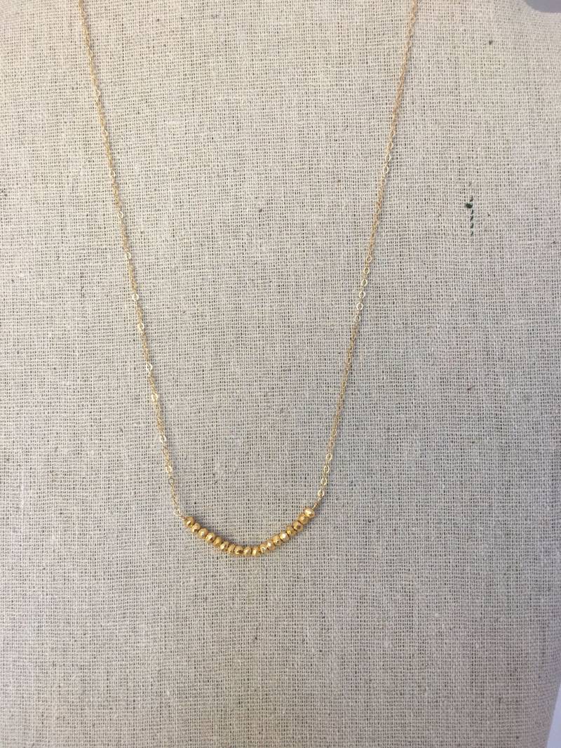 Zierliche Gold Perlen Halskette Zierlichen Boho Minimalistisch Schmuck Zierliche Gold Perlen Halskette Zierlichen Boho Minimalistisch Schmuck von AshleyKDesigns