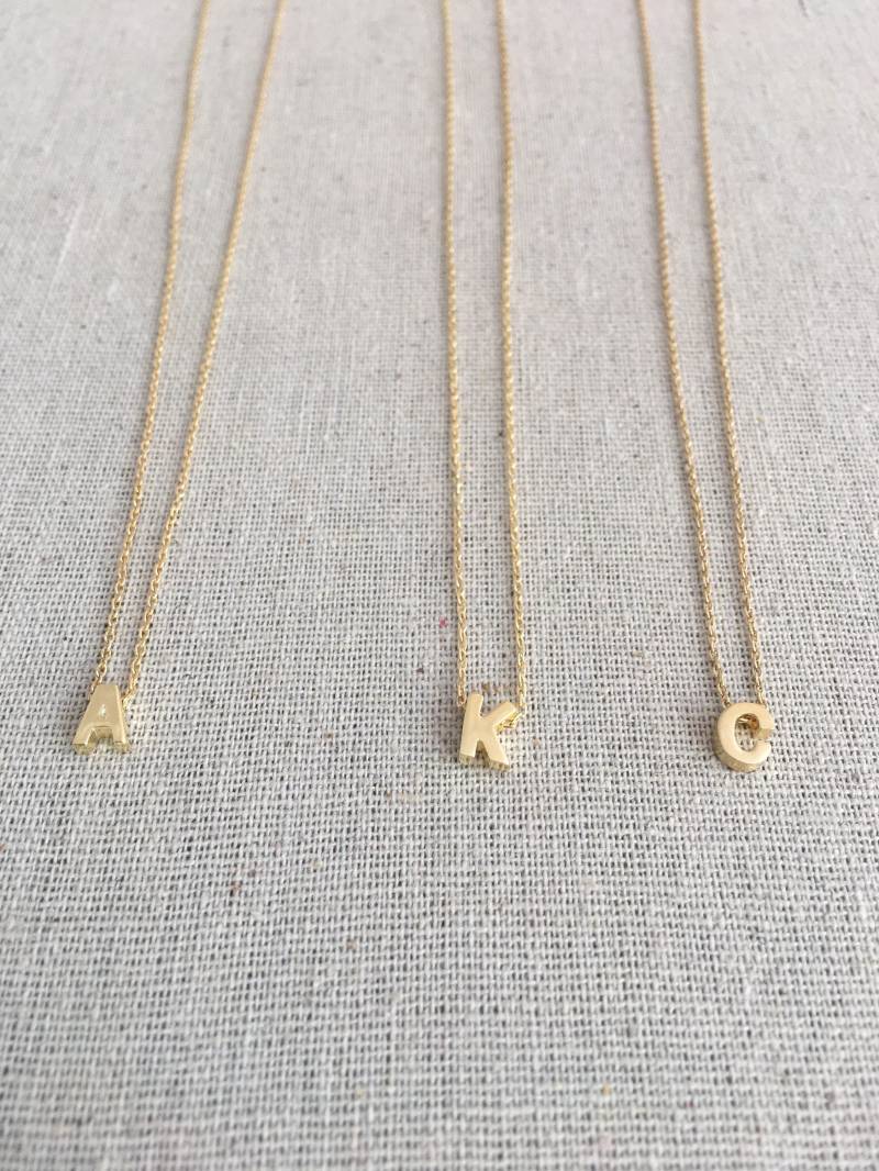 sterling Silber Mit Gold Rhodium Ursprünglichen Charmehalskette Einstellbare Längen in 16" Bis 18" Einfache Layering-Kette sterling Silber Mit Gold Rhodium Ursprünglichen Charmehalskette Einstellbare Längen in 16" Bis 18" Einfache Layering-Kette von AshleyKDesigns