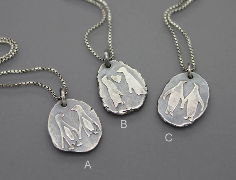 Benutzerdefinierte Pinguin, Pinguin-Schmuck, Paar Kette, Liebe Halskette, Schmuck, Pinguin Pebble, Kies von AshleyLozanoJewelry