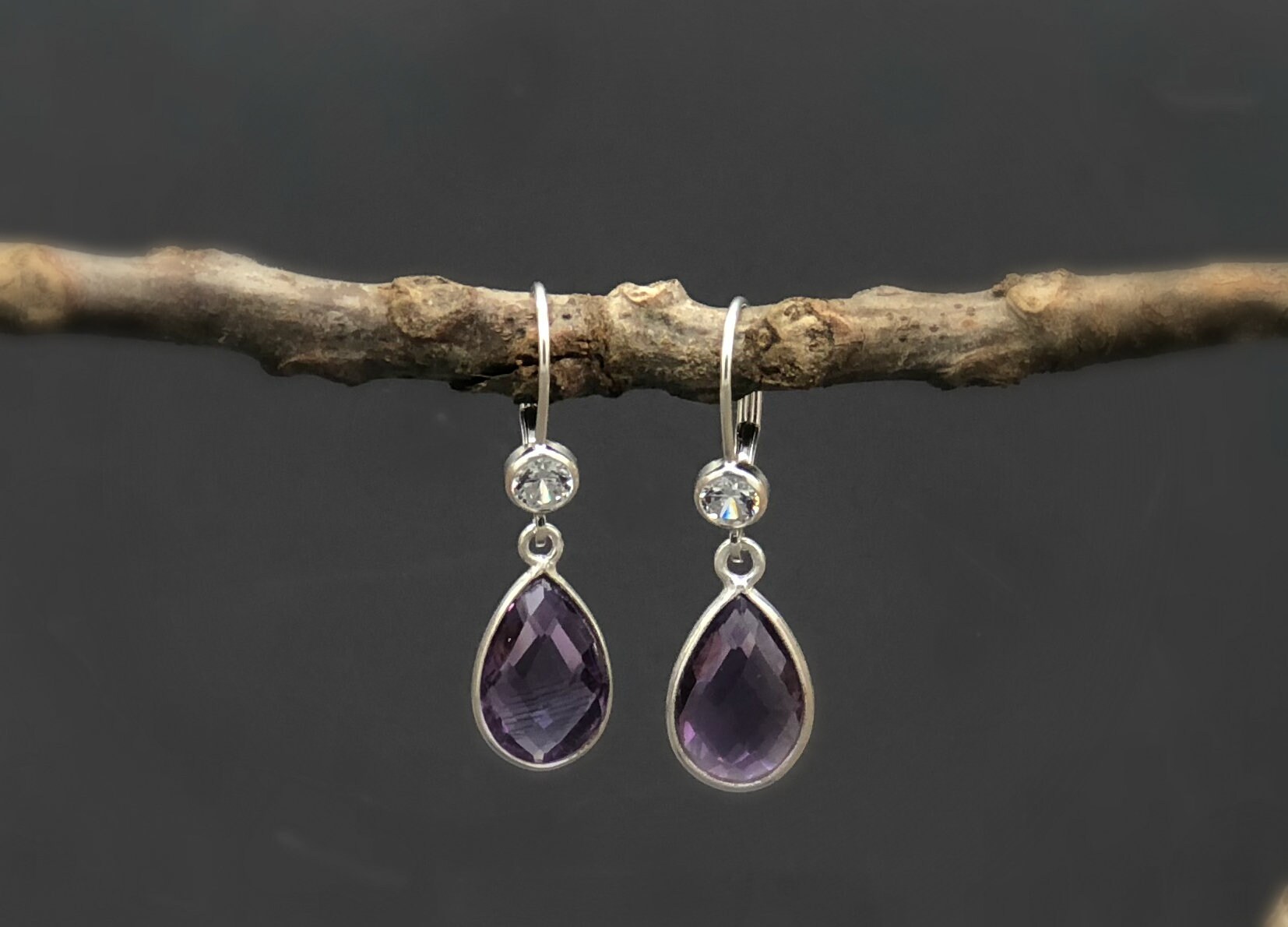 Echte Amethyst Ohrringe, Natürliche Edelsteinohrringe, Sterling Silber Februar Birthstone Geschenk, Ohrring von AshleyLozanoJewelry
