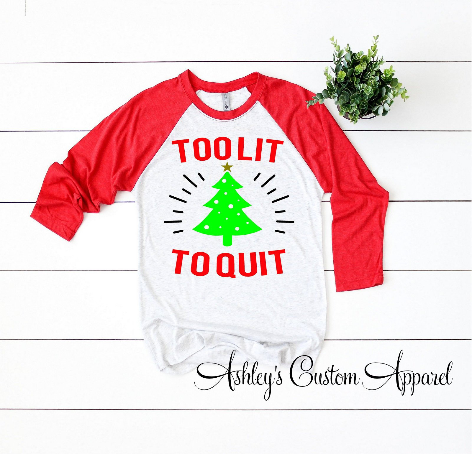 Damen Urlaub Shirts Lustige Weihnachtsshirts Für Frauen Zu Beleuchtet Weihnachtsbaum Shirt Weihnachten Trinken Alkohol Sprüche von AshleysCustomApparel