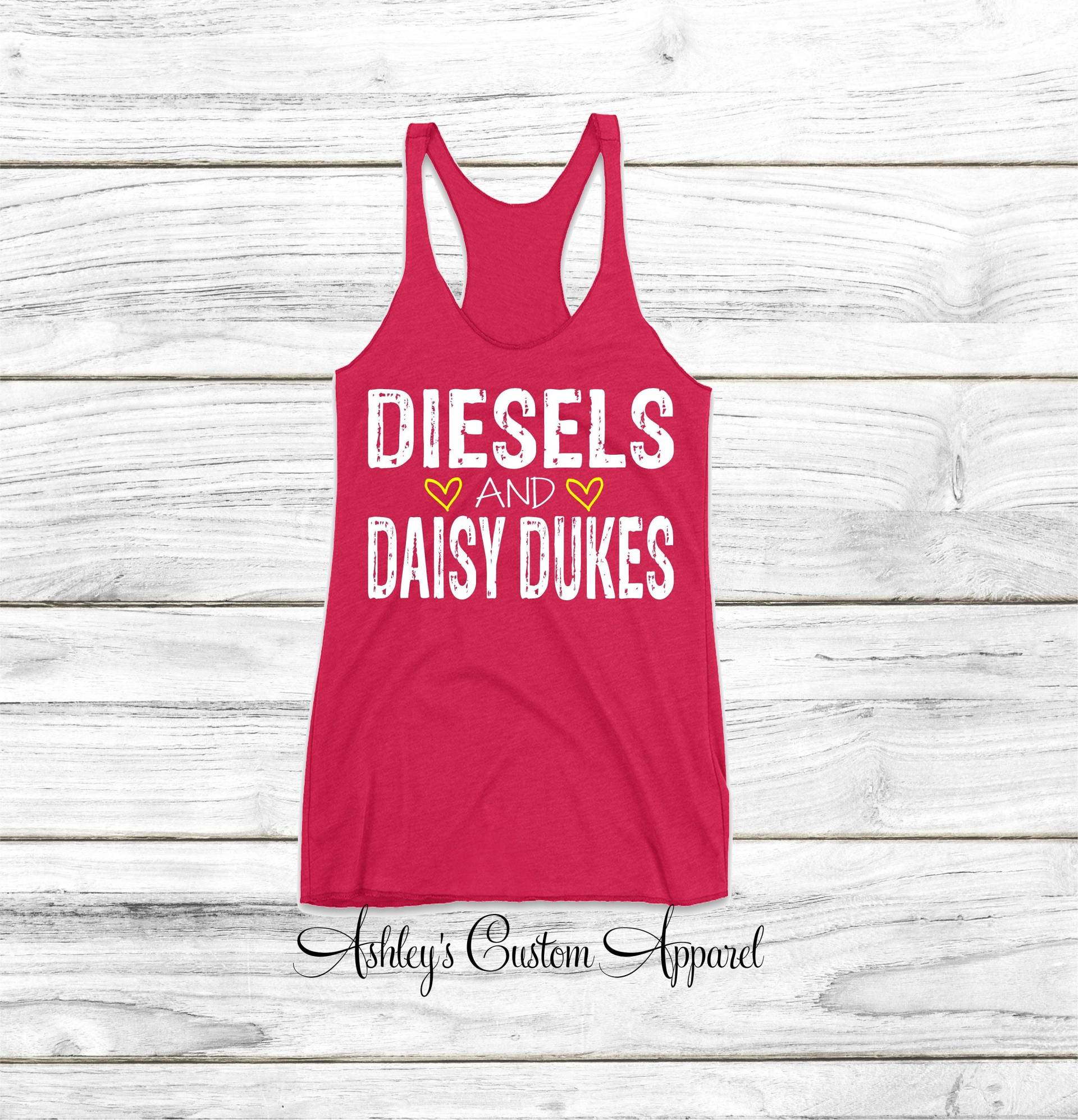 Diesel Und Gänseblümchen Herzöge Country Tank Tops Südländer Frauen Sprüche Shirt Countrymusik Sommerreise Konzert Shirts Mädchen von AshleysCustomApparel