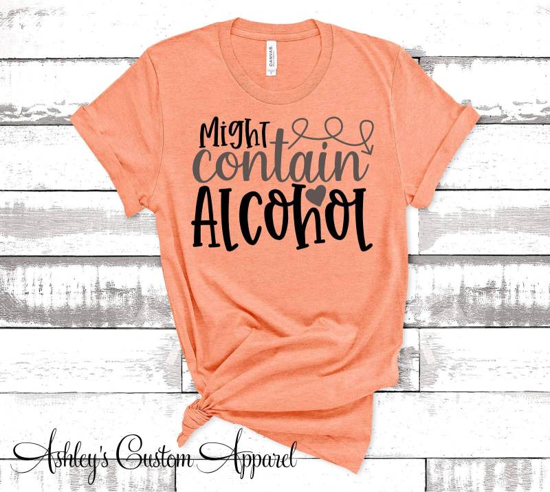 Drinking Shirts Might Contain Alkohol Girls Trip Bachelorette Wochenend-T-Shirt Passende Damen Party Mit Sprüchen Drunk Friends von AshleysCustomApparel