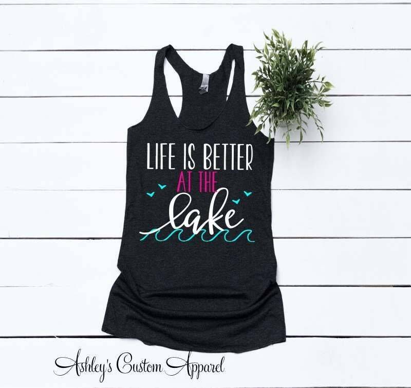 Lake Life Tri-Blend Tank Top Bootfahren, Camping, Badeanzug Vertuschen von AshleysCustomApparel