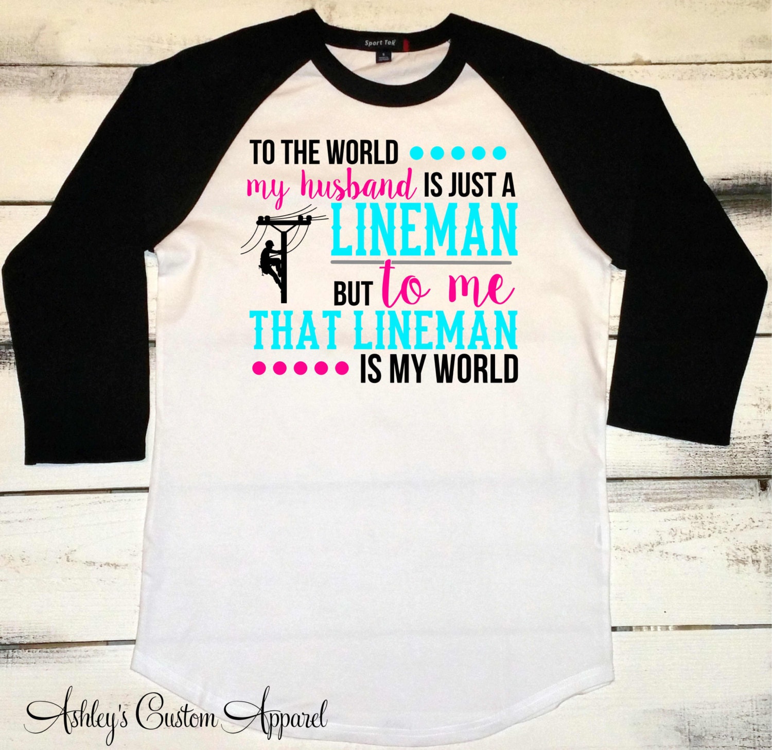 Lineman Frau Shirt, Linemen, T-Shirts, Ich Liebe Meinen Lineman, Power Hemden, Ehemann, Stolze Frau, Baseball T-Shirt von AshleysCustomApparel