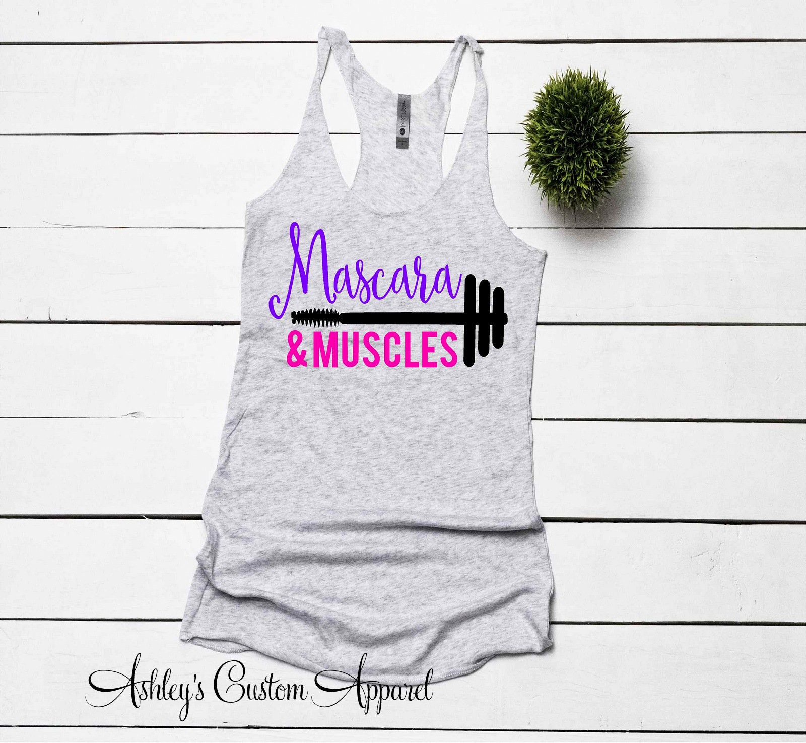 Muskeln & Mascara Workout Tank Frauen Lustiges Burnout Shirt von AshleysCustomApparel