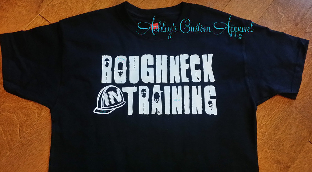 Ölfeld Kinder T-Shirt Raufhals Im Training, Öl & Gas von AshleysCustomApparel