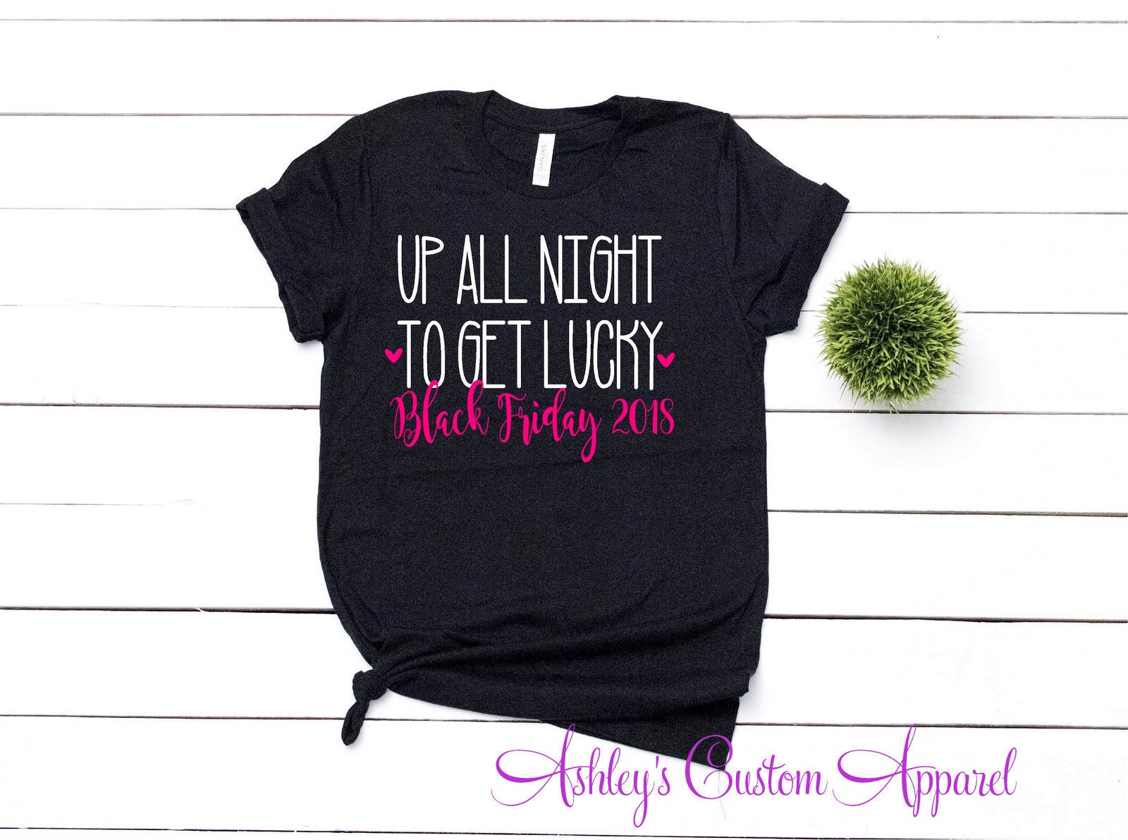 Schwarzer Freitag T-Shirt, Shirt, Schwarzes Freitags-T-Shirt Für Frauen, Lustiges Freitag-Shirt, Die Ganze Nacht Wach, Um Glück Zu Haben, Verkauf von AshleysCustomApparel