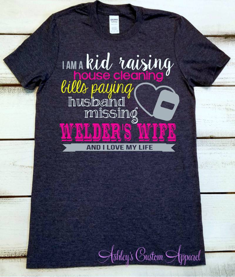 Schweißer Frau T-Shirt Shirt von AshleysCustomApparel