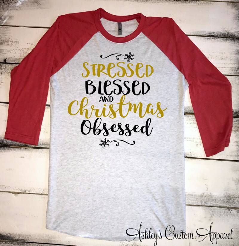 Weihnachts-Shirt, Gestresste Gesegnet Und Von Weihnachten Besessen, Weihnachts-Shirts Für Frauen, Lustige Weihnachts-Shirts, Weihnachts-T-Shirts von AshleysCustomApparel