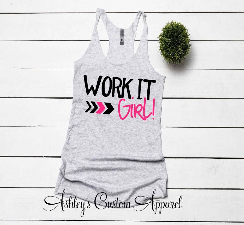 Work Out Tanks - Damen Fitness Tank Workout Lustige Tops, It Girl, Partner Shirt, Süßes Fitnessstudio Shirts, Individuell von AshleysCustomApparel