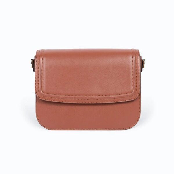 Ashoka Paris Brigitte Couture Uppeal Kamel von Ashoka Paris