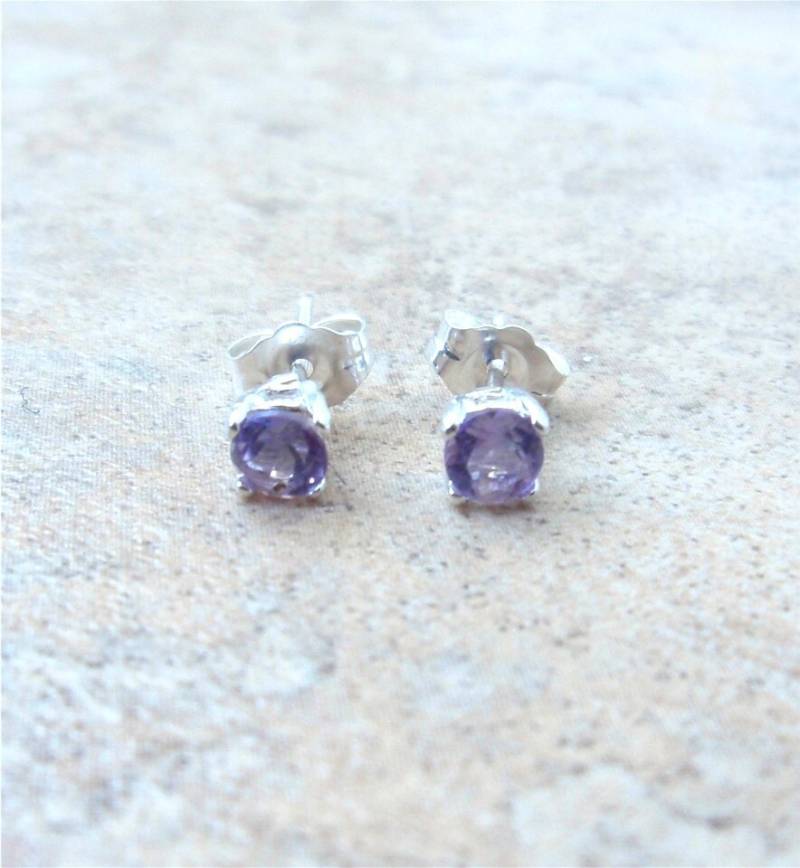 Amethyst Ohrstecker in Sterling Silber - 4 Mm Echter Oder Gold Amethyst Ohrstecker in Sterling Silber - 4 Mm Echter Oder Gold von Ashpreys