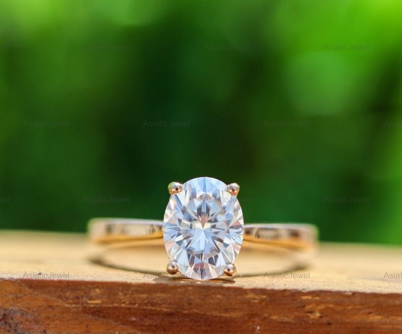 Moissanite Versteckter Halo-Ehering, 18K Gelbgold-Brückenring in Ovaler Form, Diamantring-Vorschlag, Hochzeitsgeschenk, Ring Für Sie von AsiaticJewel