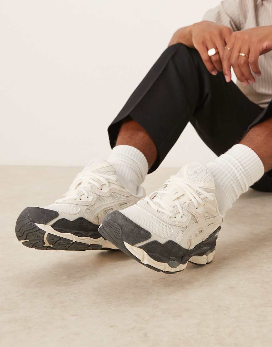 Asics - GEL-NYC - Sneaker in Weiß und Rauchgrau von Asics