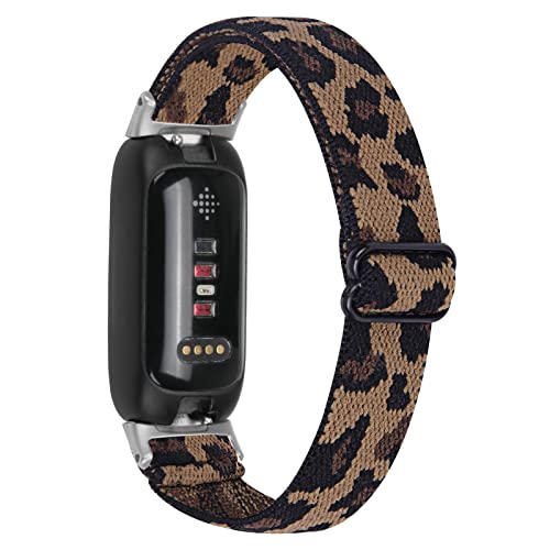 Kompatibel mit Fitbit Inspire 3 Bändern, verstellbares elastisches Band, Sport und Freizeit geflochtenes Uhrenarmband Ersatzarmband für Inspire 3 Fitness Wellness Tracker Frauen (Leopard) von AsohsEN