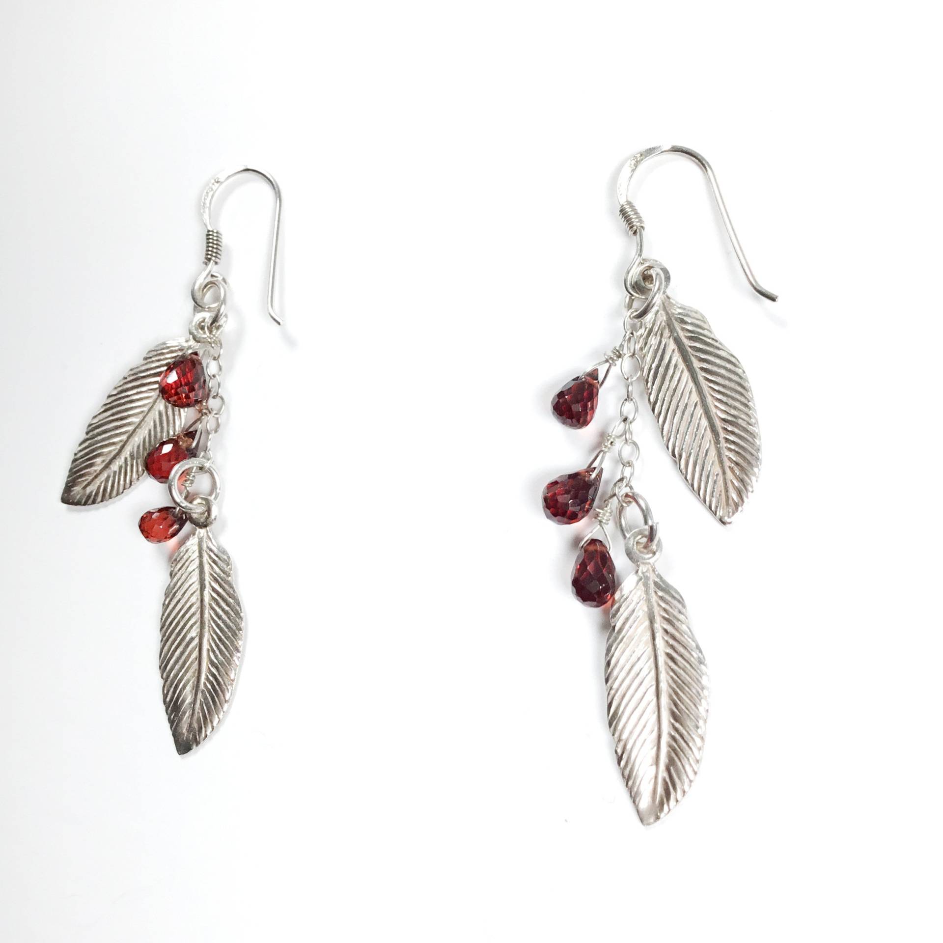 Rote Granat Ohrringe von AspasiaJewellery