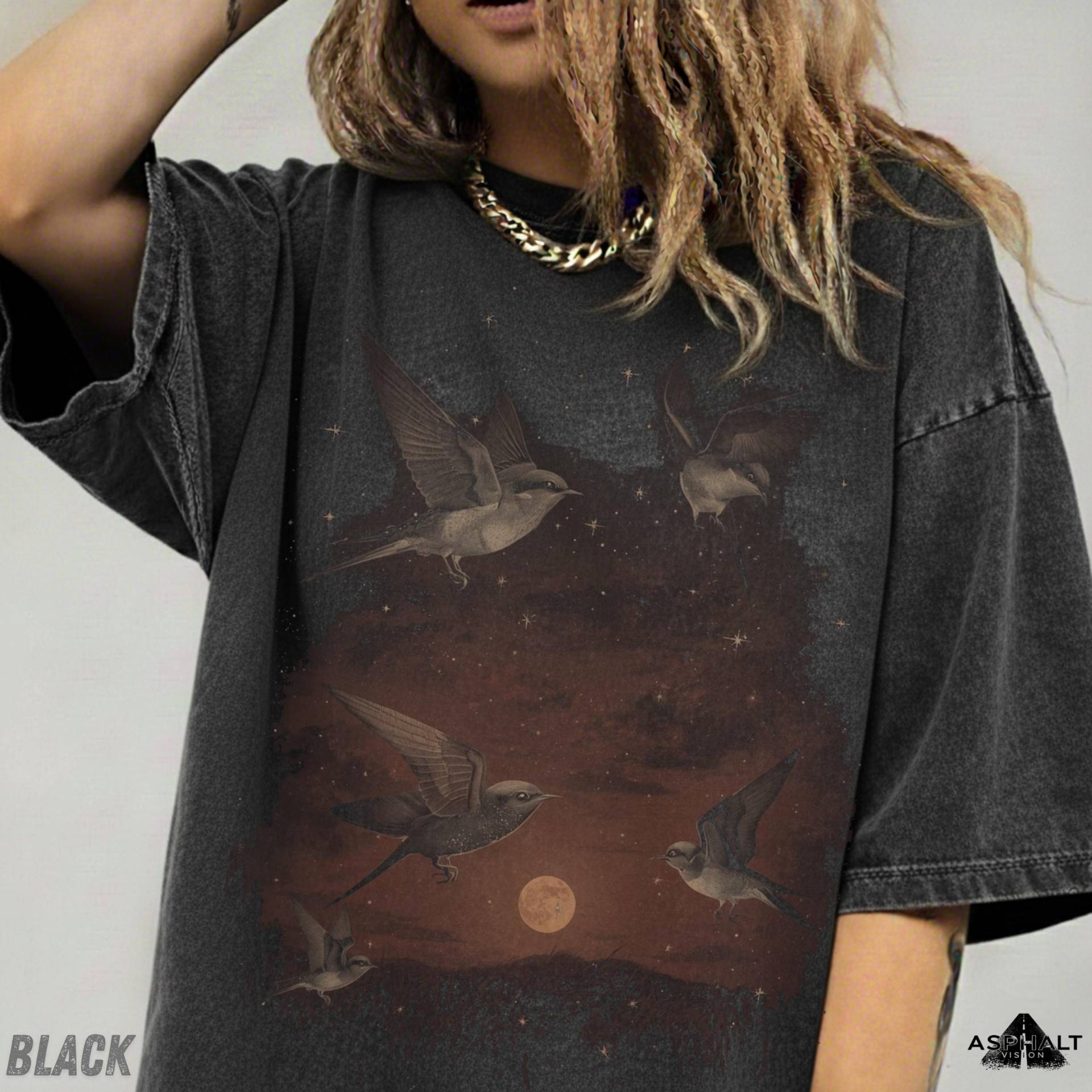 Oversize Swallow Bird Washed T-Shirt - Acid 90S Y2K Streetwear Gothic Schwalben Design von AsphaltVision