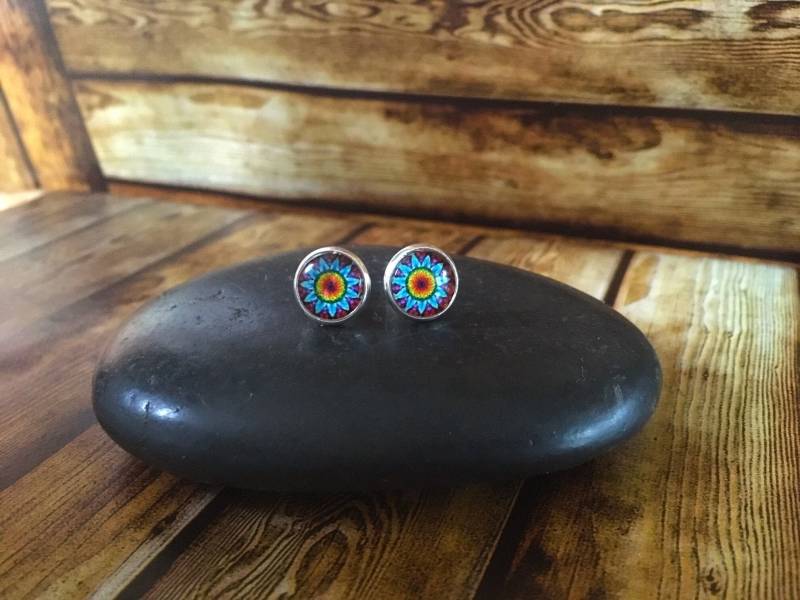 Blaue Ohrstecker Ohrringe, Mandala Meditation Schmuck, Minimalist Lila Silber Überzogene Nickelfreie Handgemachte von AspiralStudio