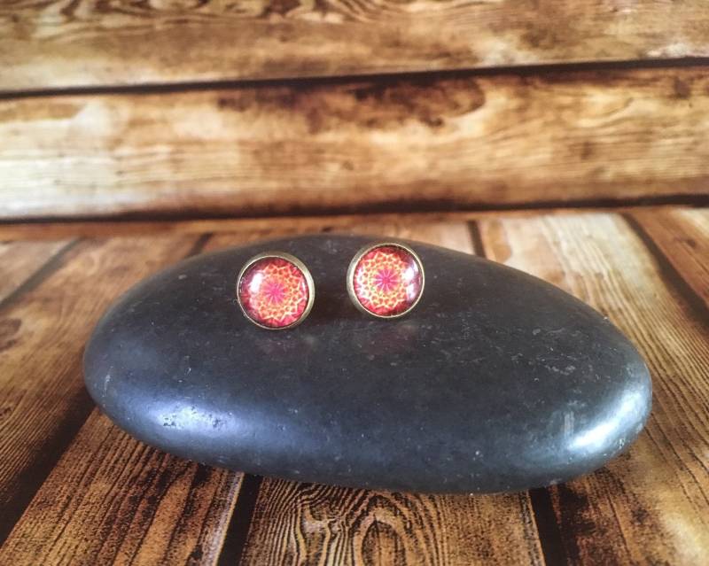 Orange Mandala Ohrstecker, Bronze Schmuck, Meditation Boho Yoga Schmuck von AspiralStudio