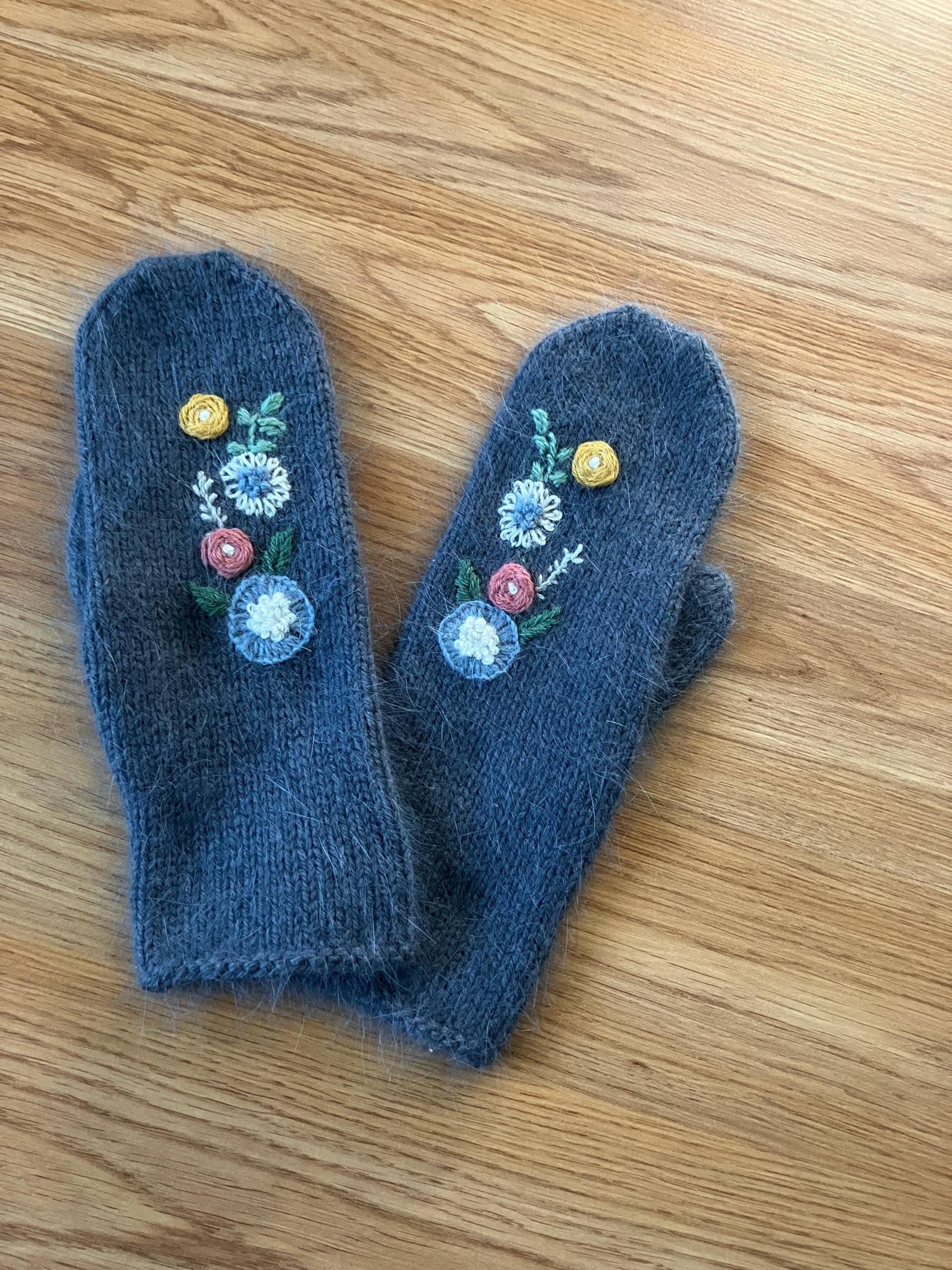 Handgestrickte Damenhandschuhe, Handgefertigte Winterhandschuhe, Damenhandschuhe - Blau von AstaWool