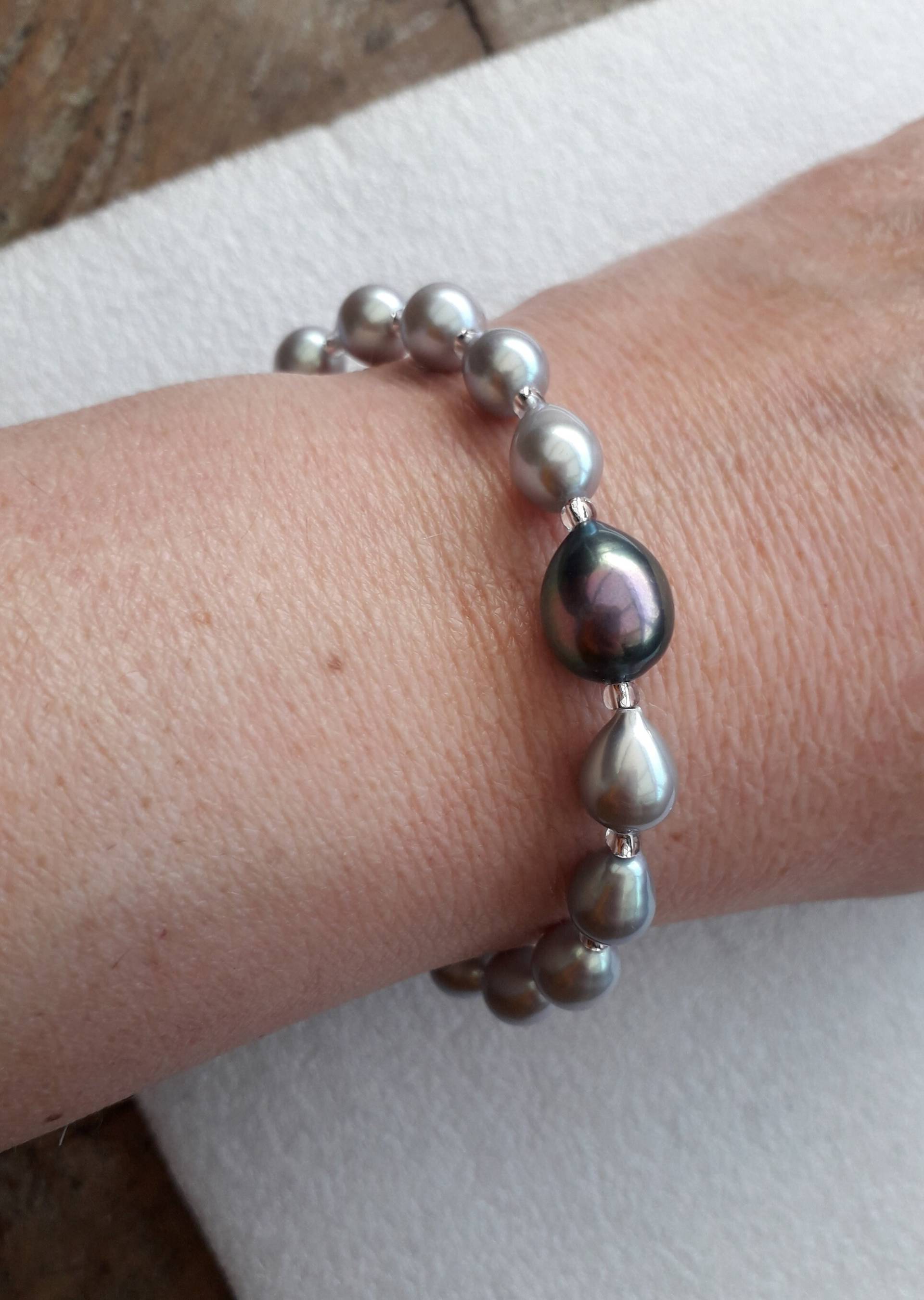 Tahitiperlen Wie 11 Mm Perle Armband Und Ohrringe, Grau Oberton Süßwasserperle Tear Drop Elegante Gesetzt Tahitiperlen Wie 11 Mm Perle Armband Und Ohrringe, Grau Oberton Süßwasserperle Tear Drop Elegante Gesetzt von Astersilk