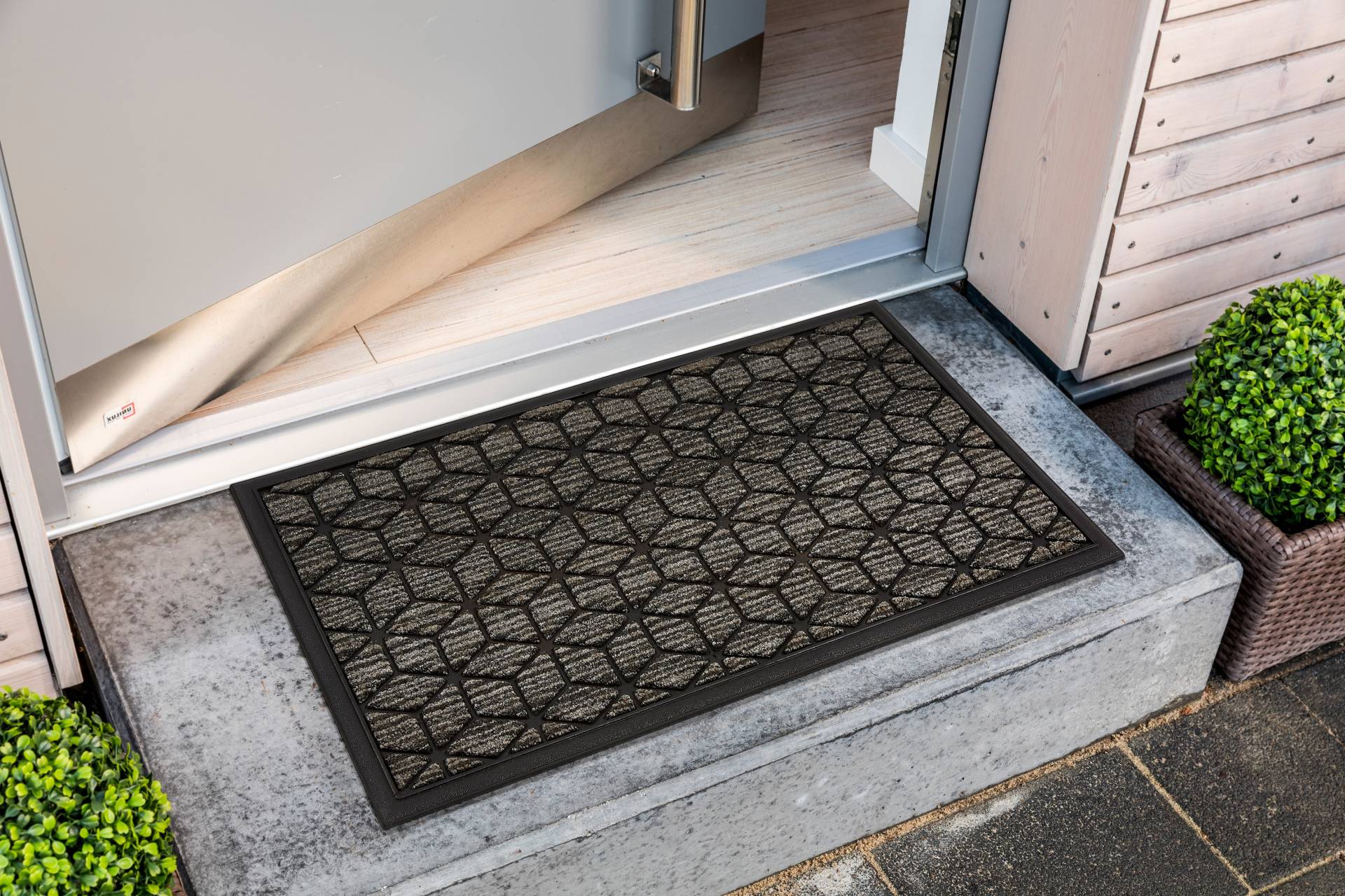 ASTRA Fußmatte "Border Graphic" rechteckig 8 mm Höhe Türmatte, Schmutzfangmatte, rutschfest, in und Outdoor von Astra