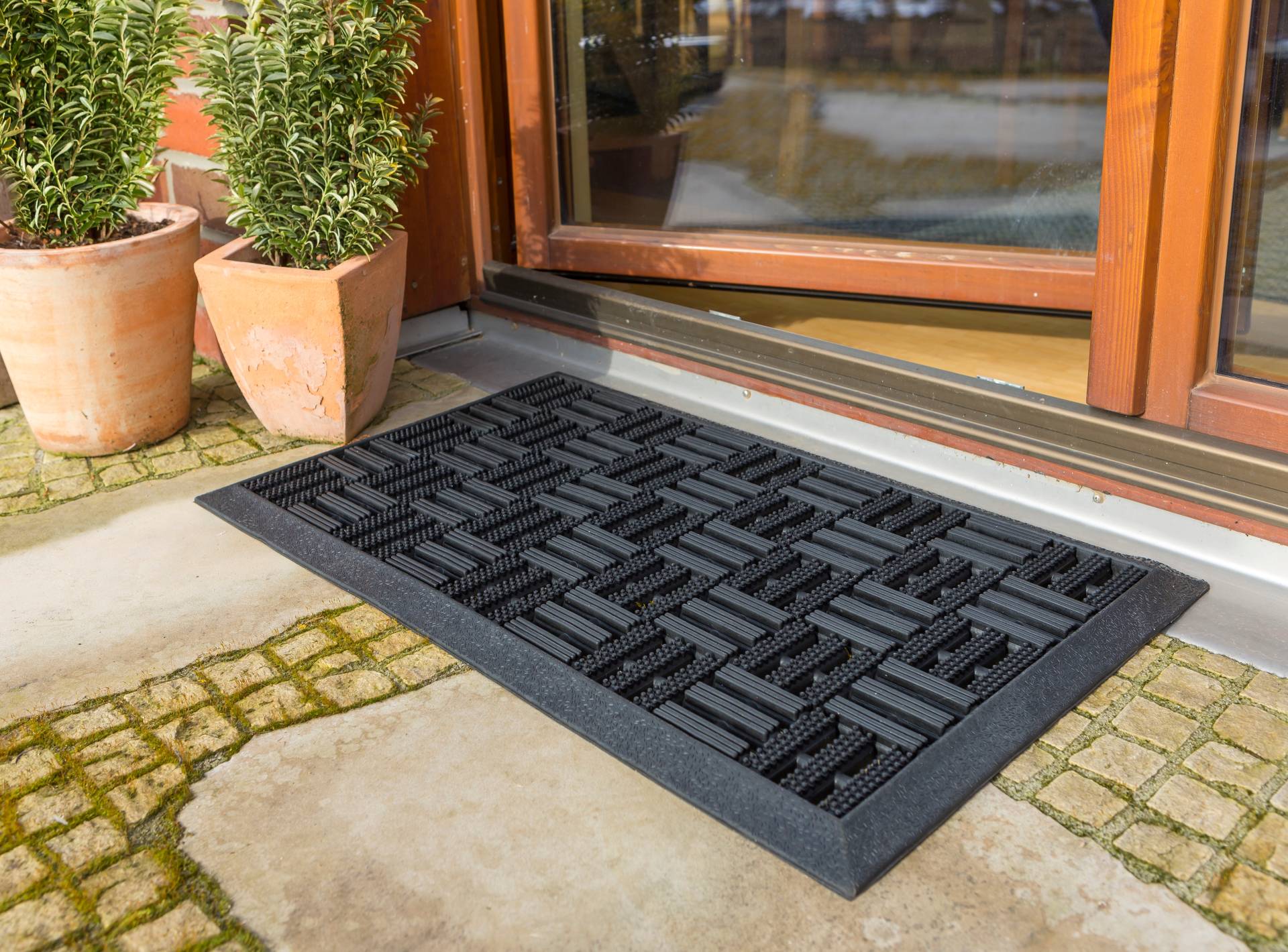 ASTRA Fußmatte "Dynamic" rechteckig 14 mm Höhe Schmutzfangmatte, Türmatte, wasserabweisend, In und Outdoor von Astra