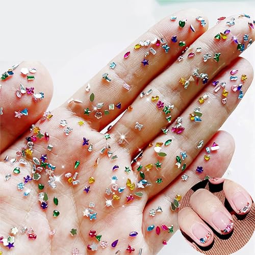 AstraGlam 2000 Stück bunte Strass-Anhänger für Nagelkunst, Kristalle, flache Rückseite, 3D-Herz, Stern, Blume, Nagel-Diamanten, Kawaii-Bastelarbeiten, Acryl-Strass für Frauen AstraGlam 2000 Stück bunte Strass-Anhänger für Nagelkunst, Kristalle, flache Rückseite, 3D-Herz, Stern, Blume, Nagel-Diamanten, Kawaii-Bastelarbeiten, Acryl-Strass für Frauen von AstraGlam