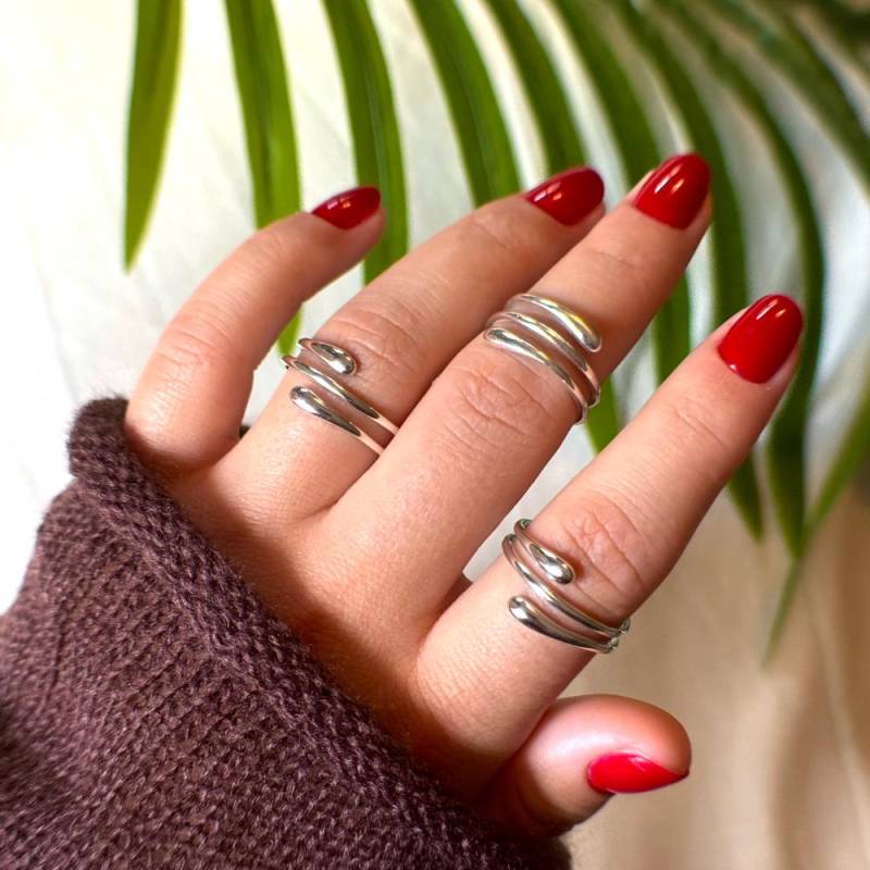 Dainty Spiral Ring, 925 Sterling Silver, Adjustable Ring For Women, Minimalist Cocktail Unique Perfect Gift Her von AstraVeraBoutique