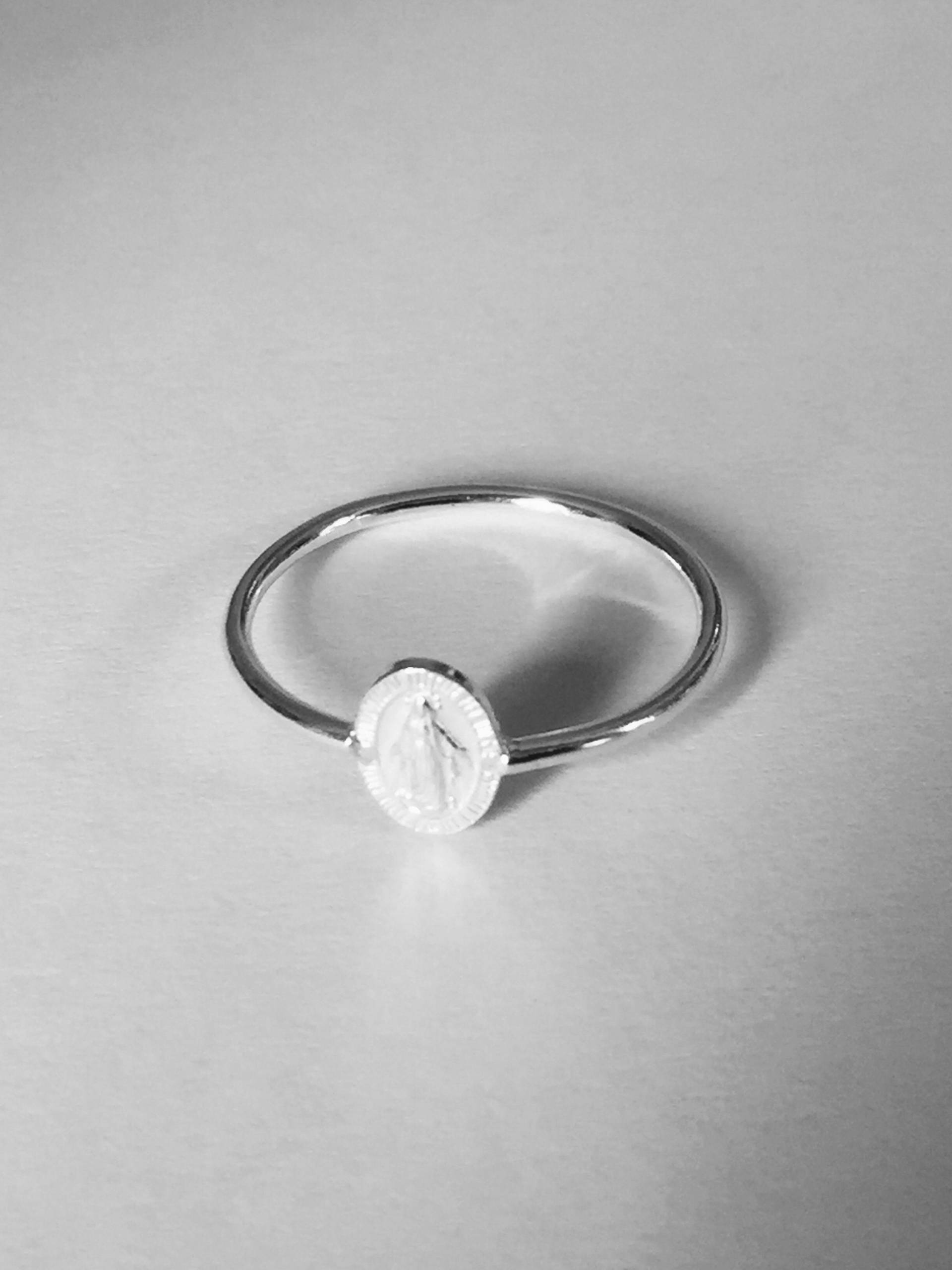 Wundertätiger Medaillenring Aus Massivem Silber | Ring Der Jungfrau Maria, Kleines Modell Wundertätiger Medaillenring Aus Massivem Silber | Ring Der Jungfrau Maria, Kleines Modell von AstridMessJewelry