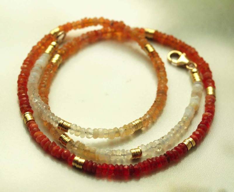 Feueropal Kette Farbverlaufend, Vergoldetes Silber von Astrokreativ