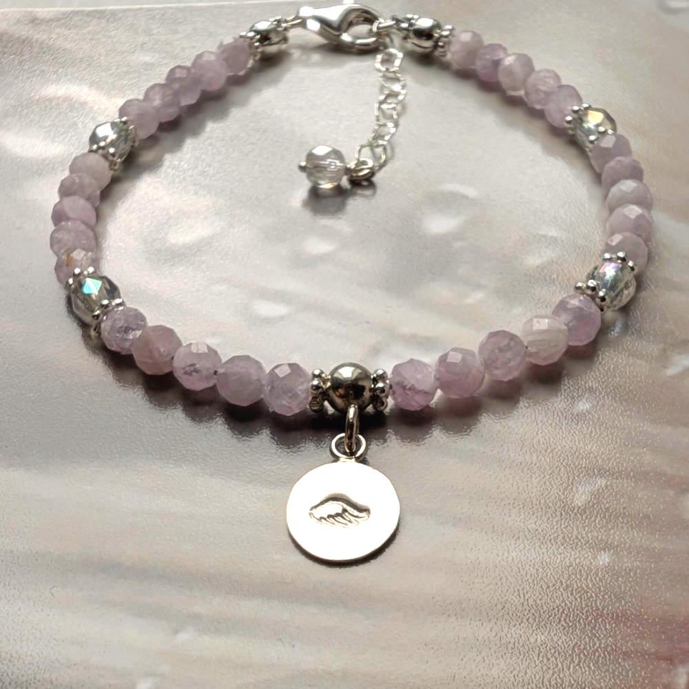 Kunzit-Angel Aura-Schutzengel Armband Mit Silber Kunzit-Angel Aura-Schutzengel Armband Mit Silber von Astrokreativ