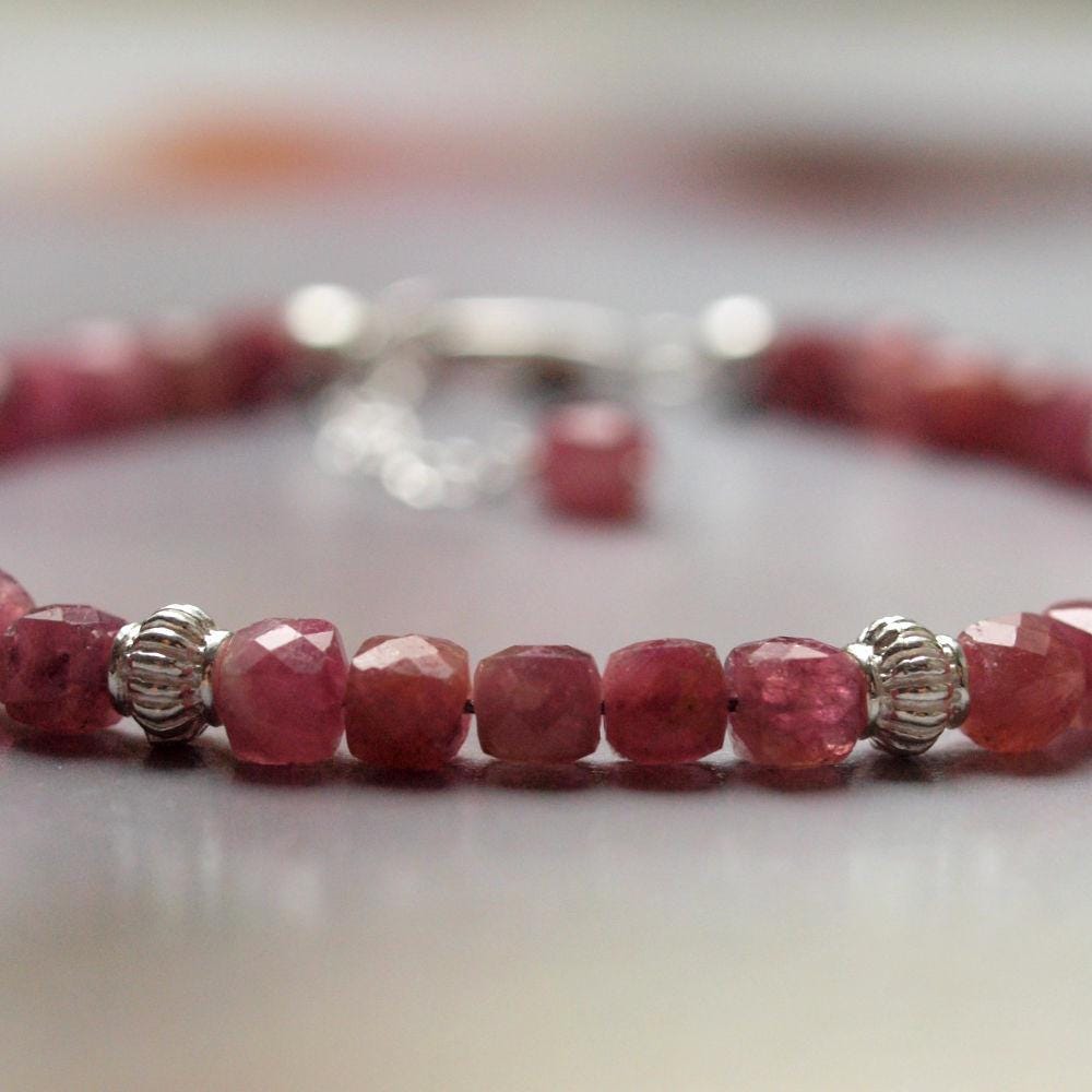 Rosa Turmalin - Rubellit Würfel Armband Mit Silber Rosa Turmalin - Rubellit Würfel Armband Mit Silber von Astrokreativ
