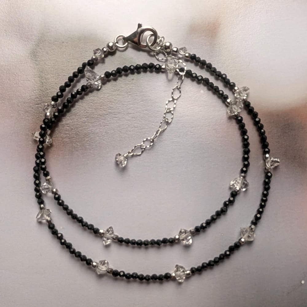 Schörl, Schwarze Turmalin Kette Mit Herkimer Diamanten Kristalle Und Silber Schörl, Schwarze Turmalin Kette Mit Herkimer Diamanten Kristalle Und Silber von Astrokreativ