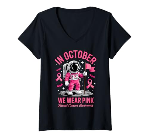 Damen Im Oktober tragen wir Pink Breast Cancer Awareness T-Shirt mit V-Ausschnitt Damen Im Oktober tragen wir Pink Breast Cancer Awareness T-Shirt mit V-Ausschnitt von Astronaut Lunar Pink Breast Cancer October