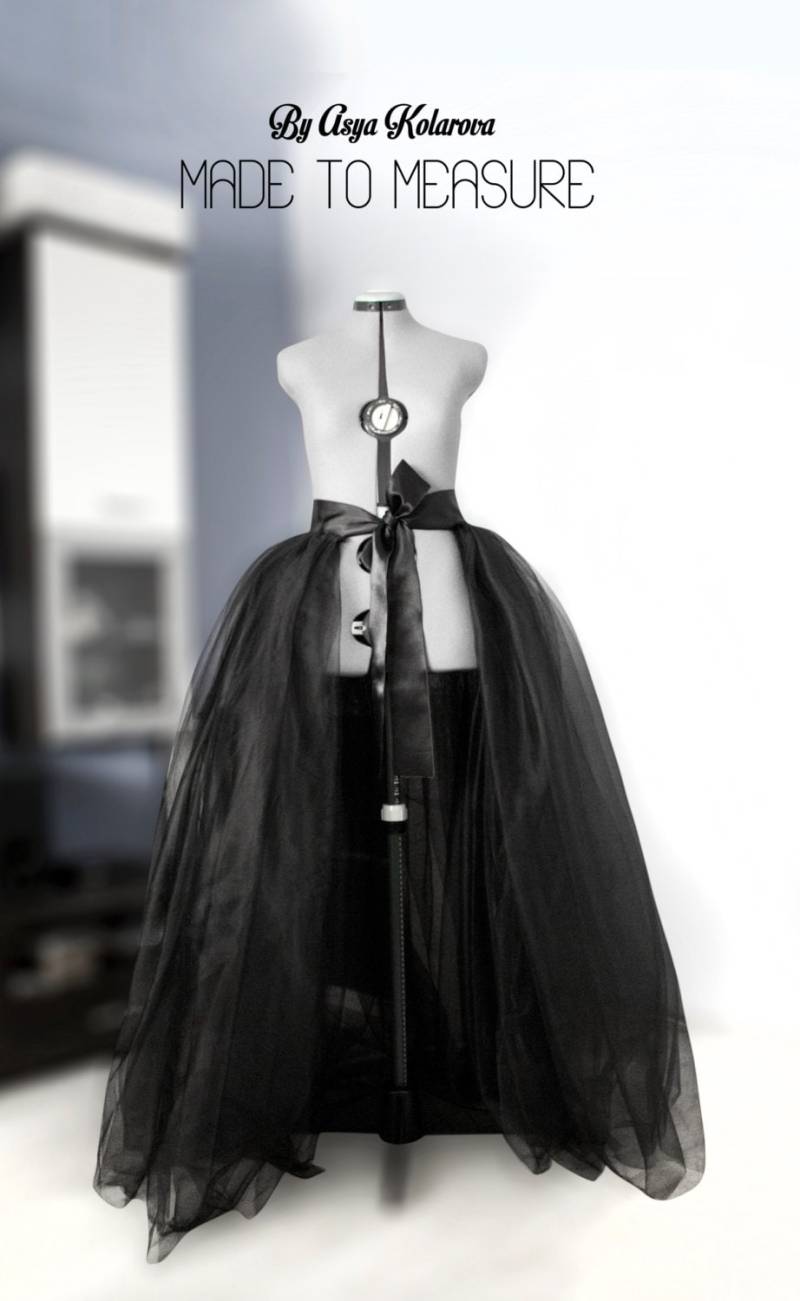 Schwarzer Tüllüberrock Abnehmbare Brautballkleid-Schleppe von AsyaSkirts