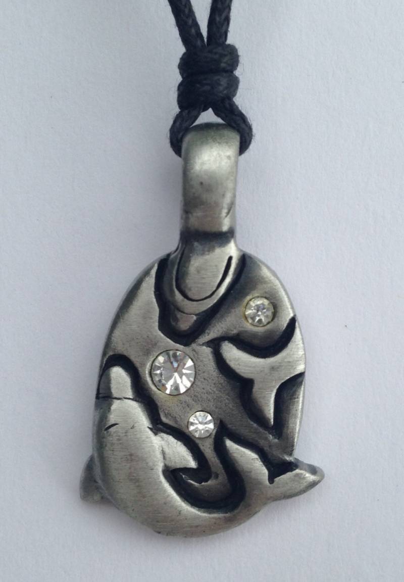 Sea Life 2 Delfine Zinn Anhänger Mit Erweiterbaren Halskette von AtBeach4Ever