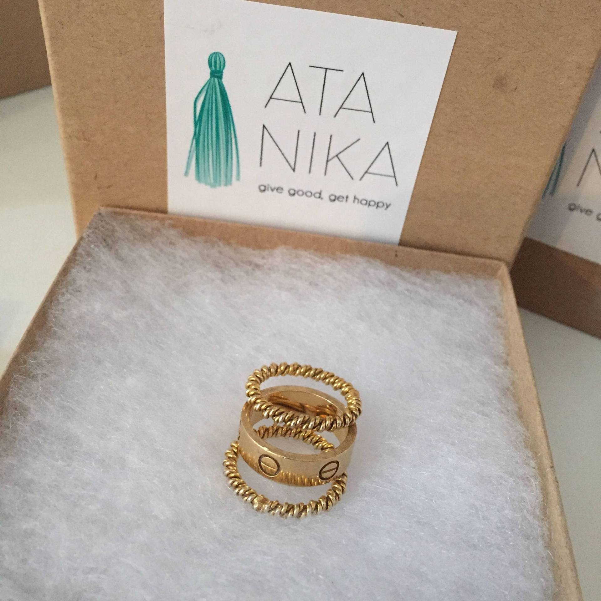 Vergoldet Geflochtene Ring Geschenk Für Ihre Valentines Stapelbare Ringe Gold Stapeln Seil Gewebt Valentinstag Vergoldet Geflochtene Ring Geschenk Für Ihre Valentines Stapelbare Ringe Gold Stapeln Seil Gewebt Valentinstag von AtaNika