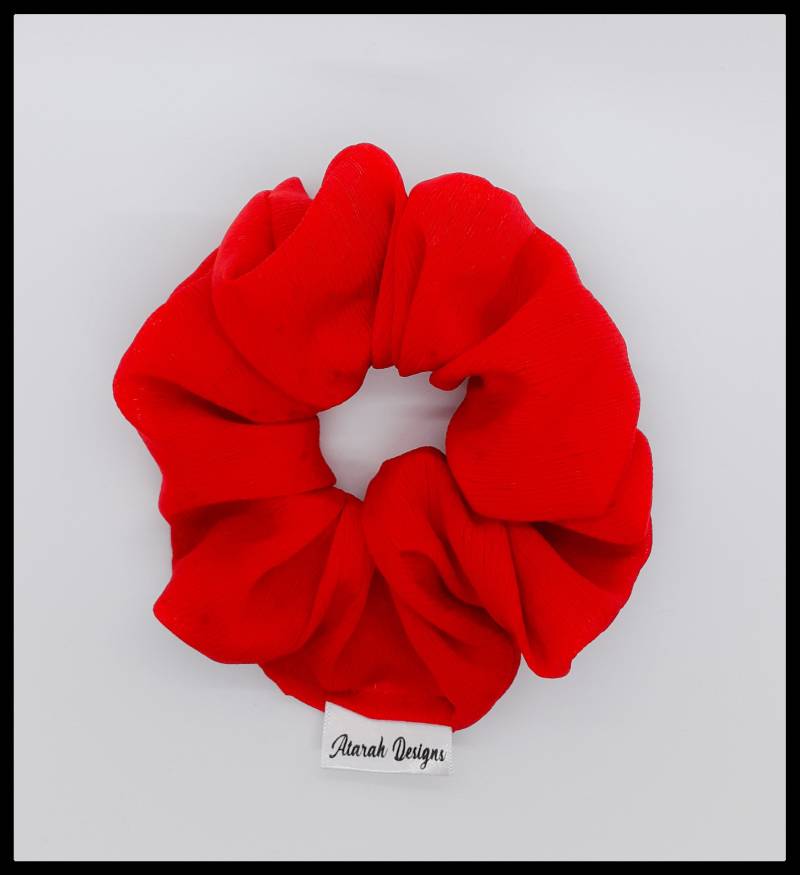 Petite Size Scrunchie - The Ina Rote Seide von AtarahDesignsInc