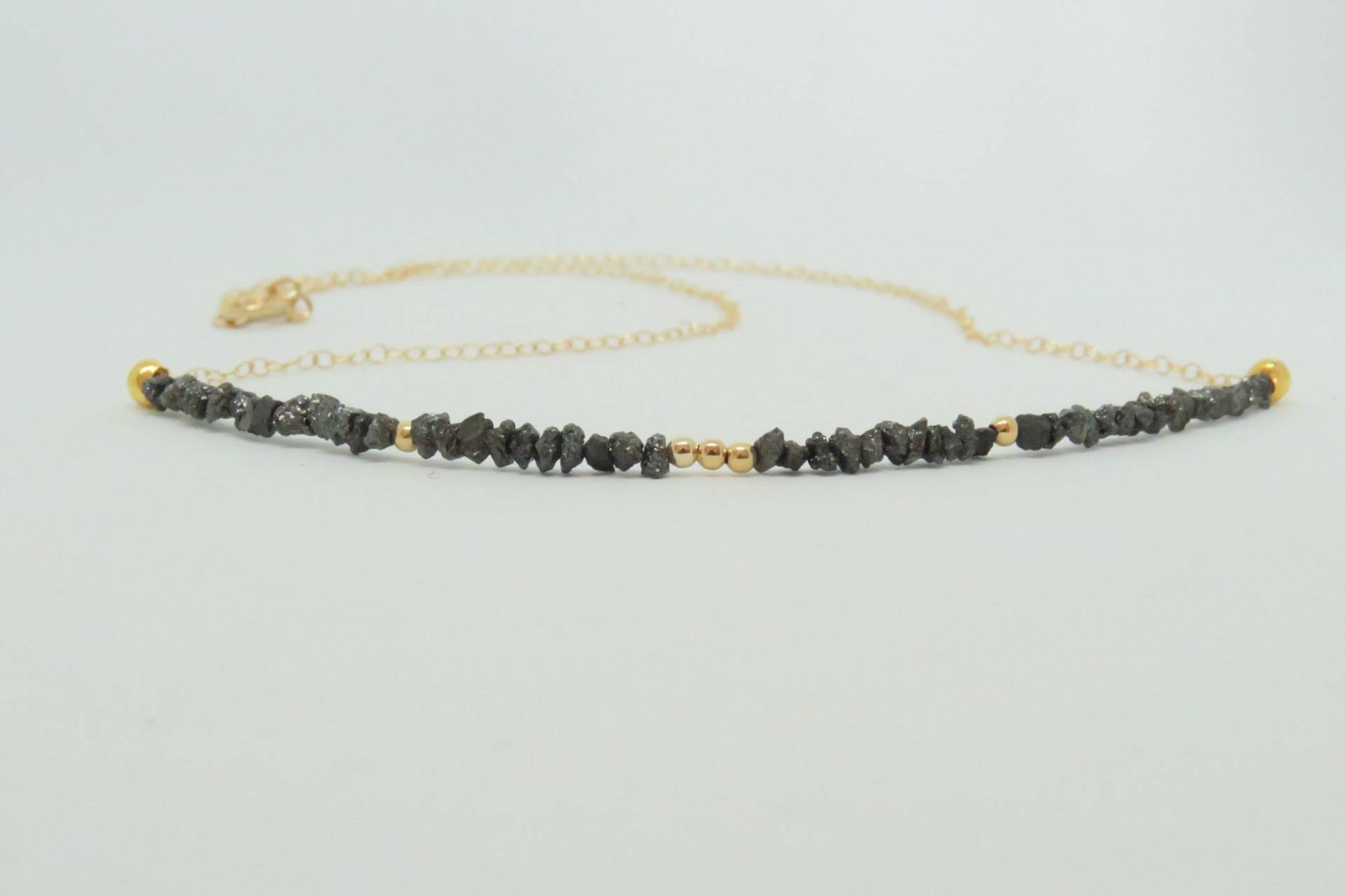 Rohe Schwarze Diamant Halskette Gold Filled Kette, April Geburtsstein Rohe Schwarze Diamant Halskette Gold Filled Kette, April Geburtsstein von Atelier11Design