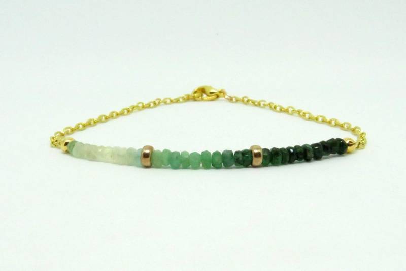 Rohes Smaragd Armband Grüner Ombre Edelstein, Mai Geburtsstein, Gold Filled, Sterling Silber Rohes Smaragd Armband Grüner Ombre Edelstein, Mai Geburtsstein, Gold Filled, Sterling Silber von Atelier11Design