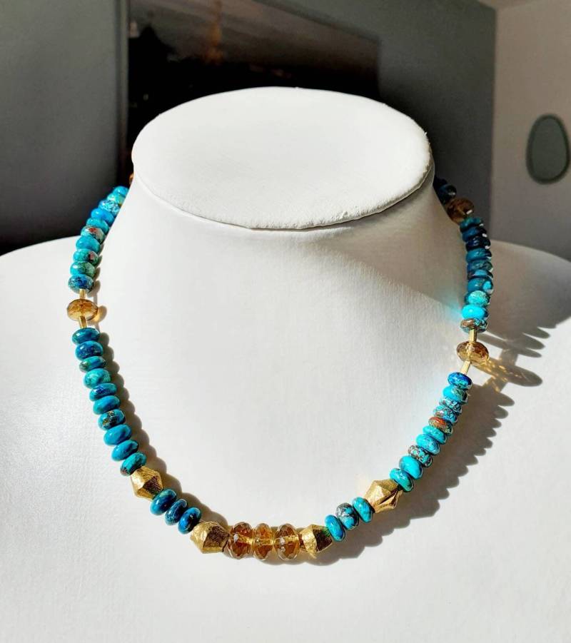 Halskette Aus Natürlichen Türkissteinen Und Braunem Rauchquarz. Für Damen. Boho-Halskette von Atelier768