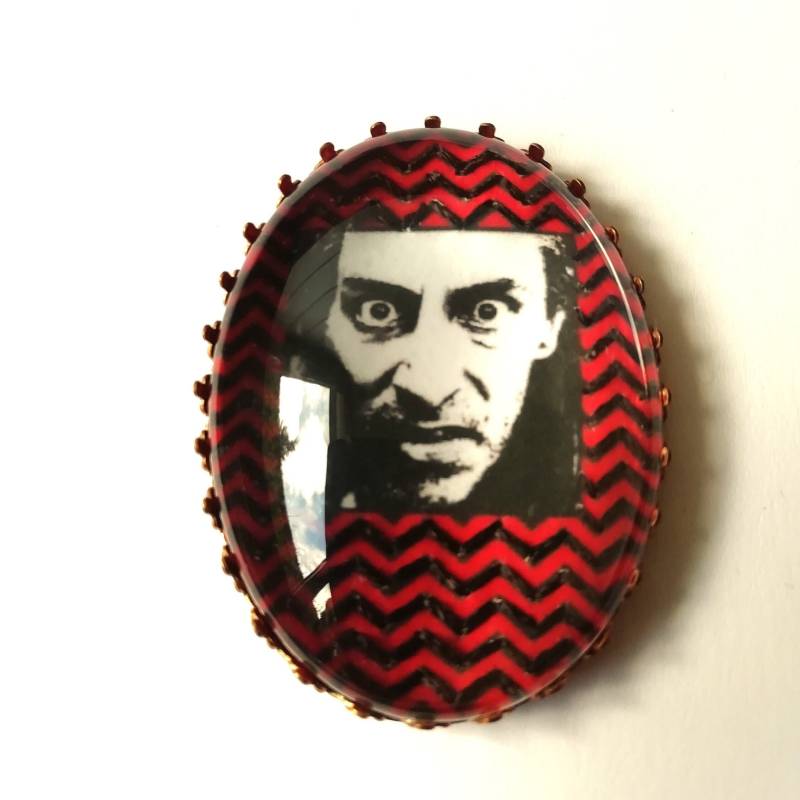Bob Twin Peaks Handbestickte Brosche von AtelierAgueda