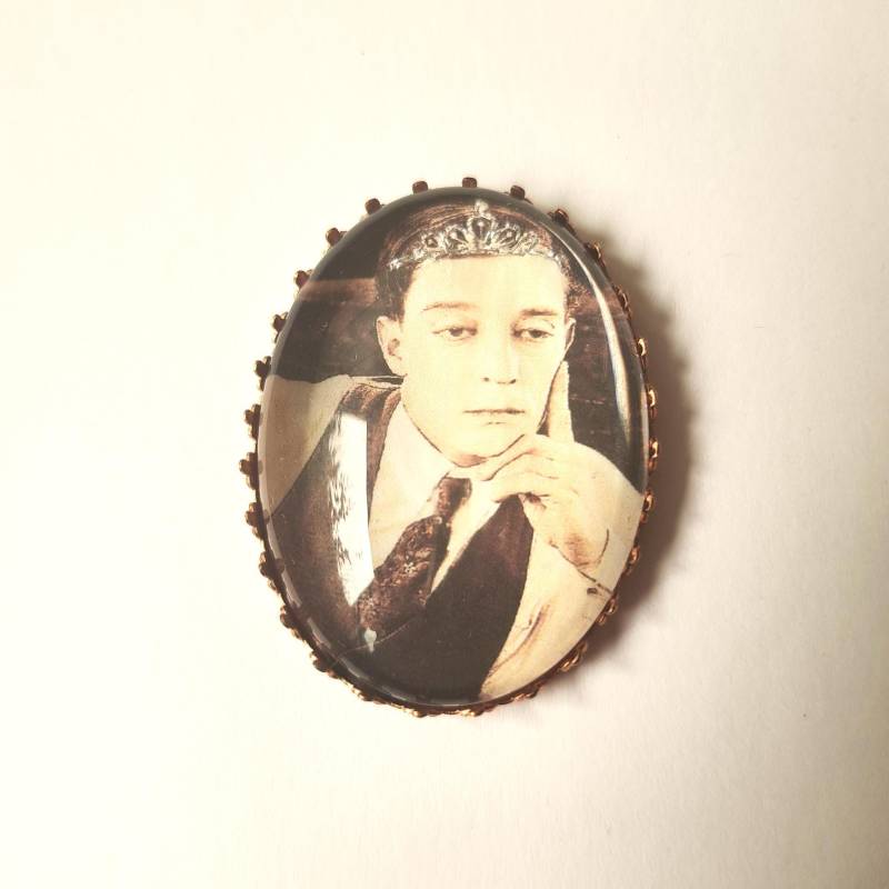 Buster Keaton Handgestickte Brosche Buster Keaton Handgestickte Brosche von AtelierAgueda