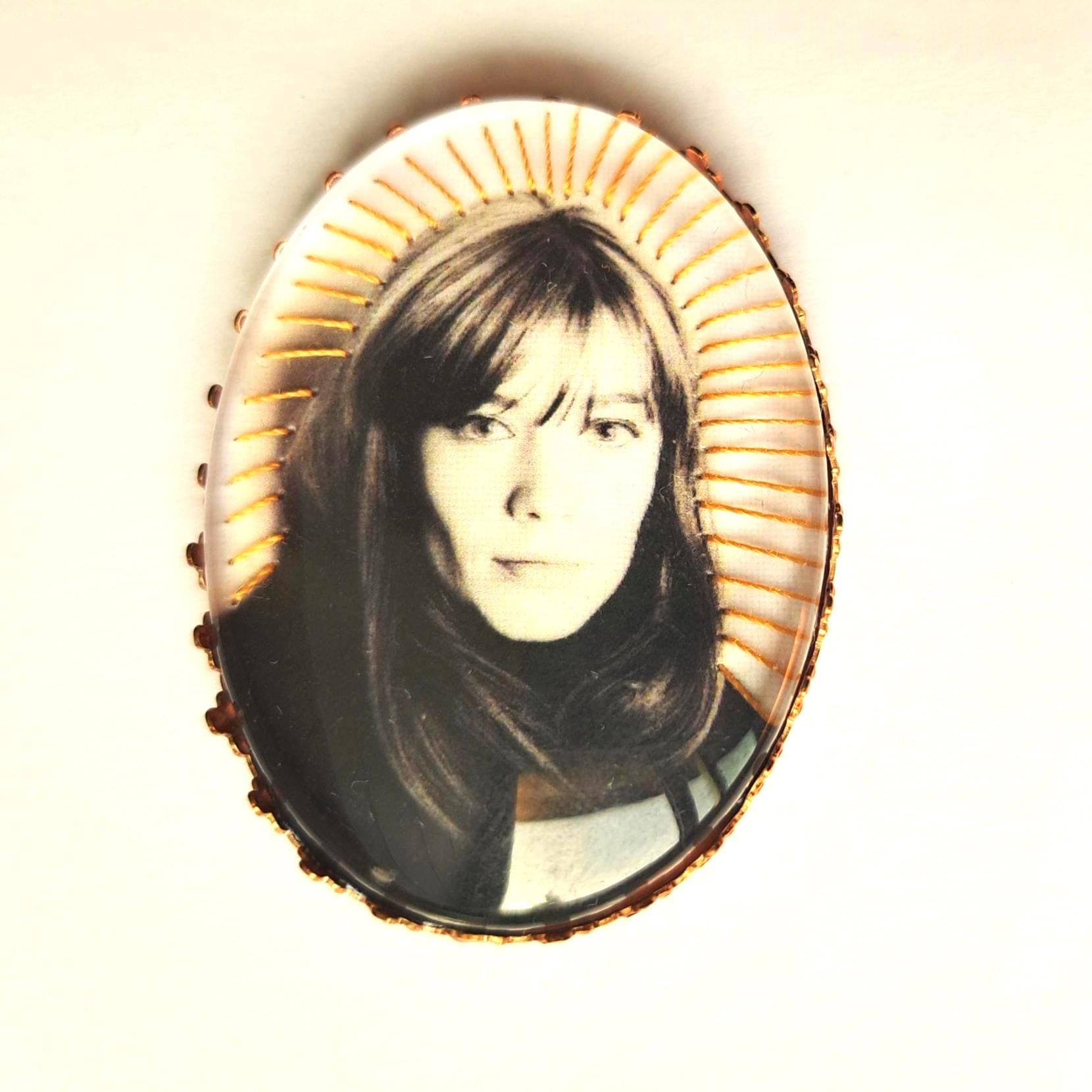 Handbestickte Brosche Von Françoise Hardy von AtelierAgueda
